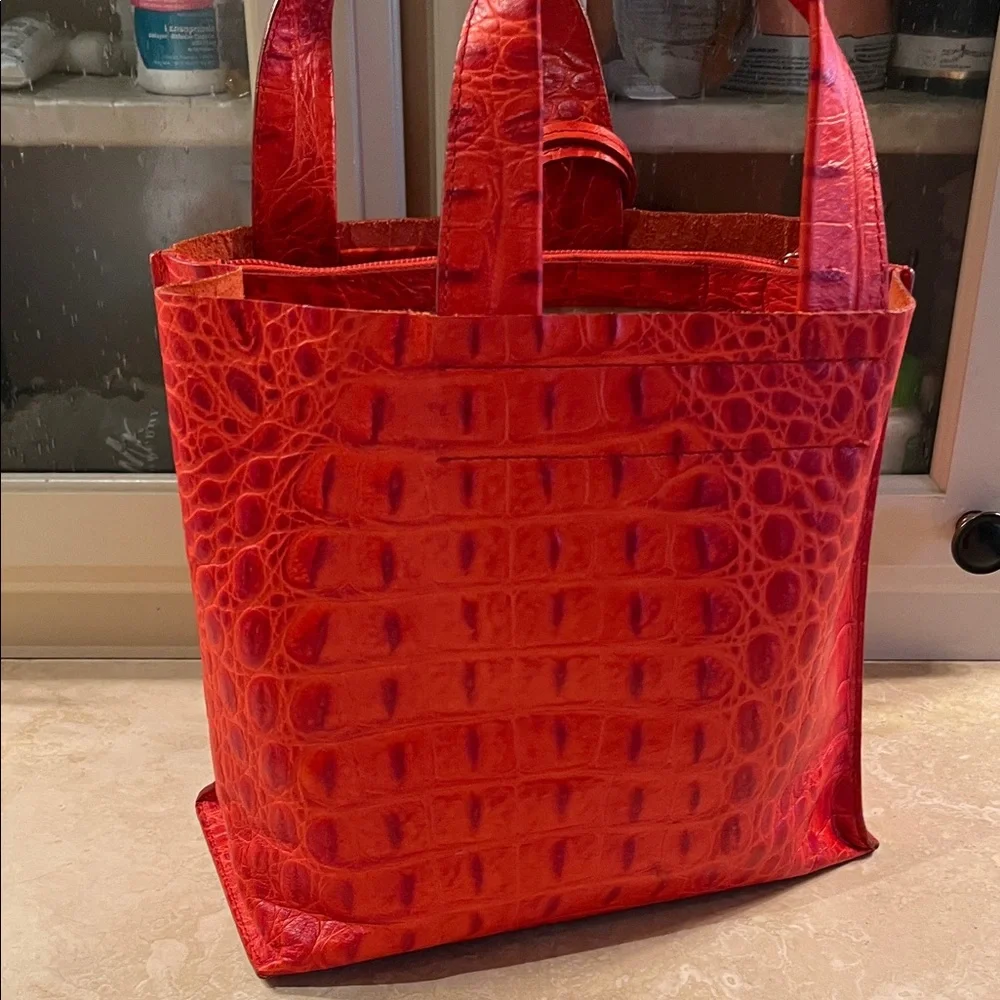 Furla sleek tote